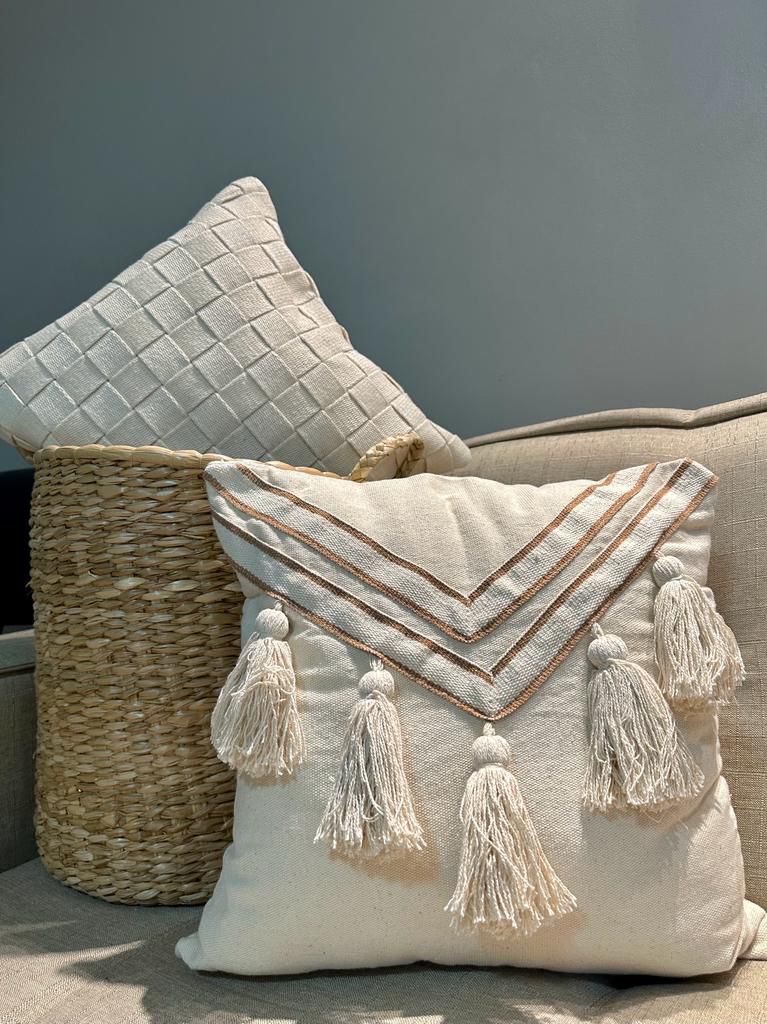 White Braided Pillow 40x40