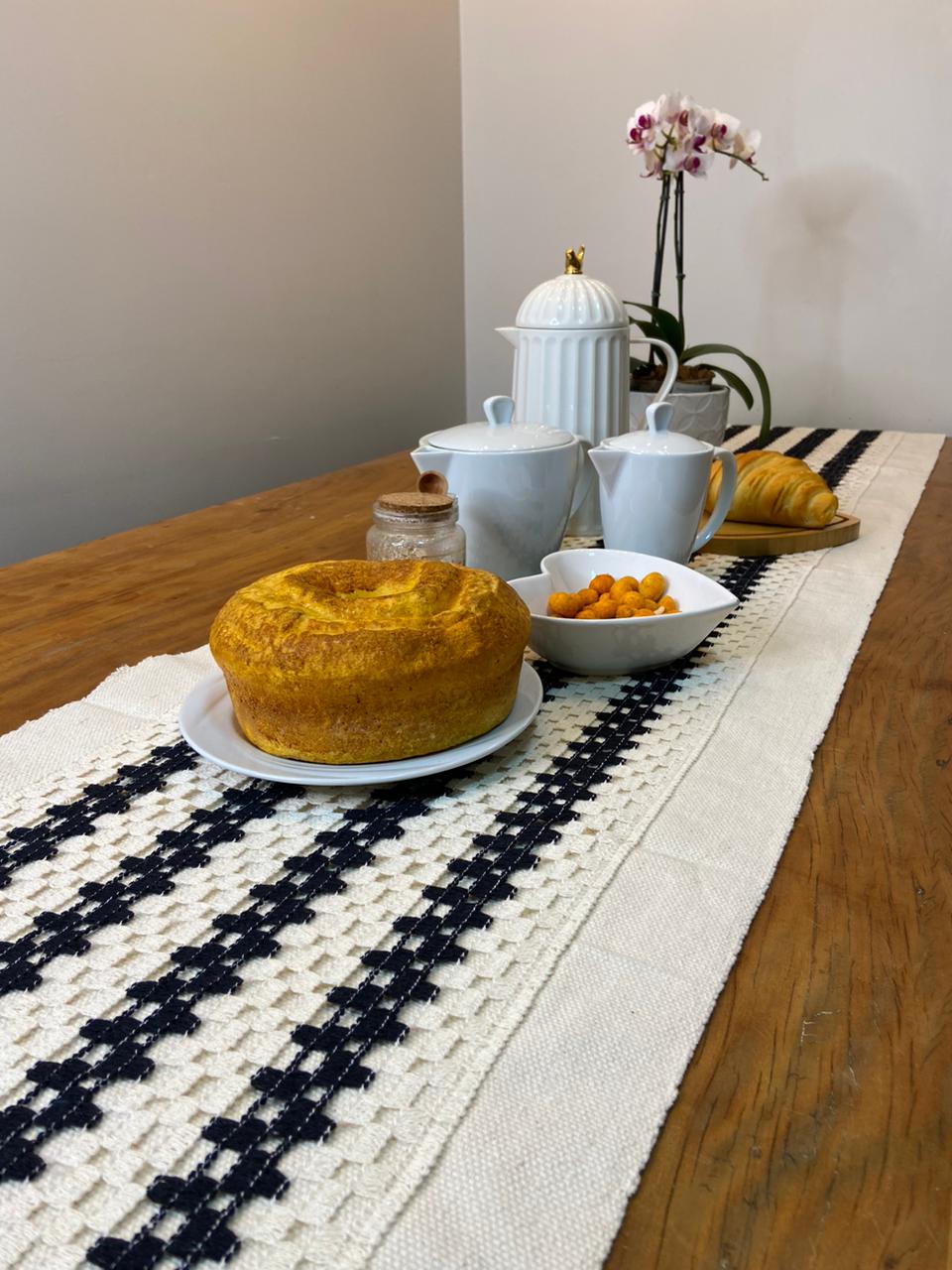 Floral Table Runner with Cotton Borders 0.4 x 1.60