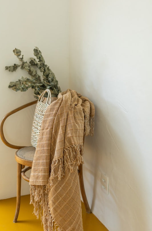 Light Brown Tear Blanket 1.30x1.80m